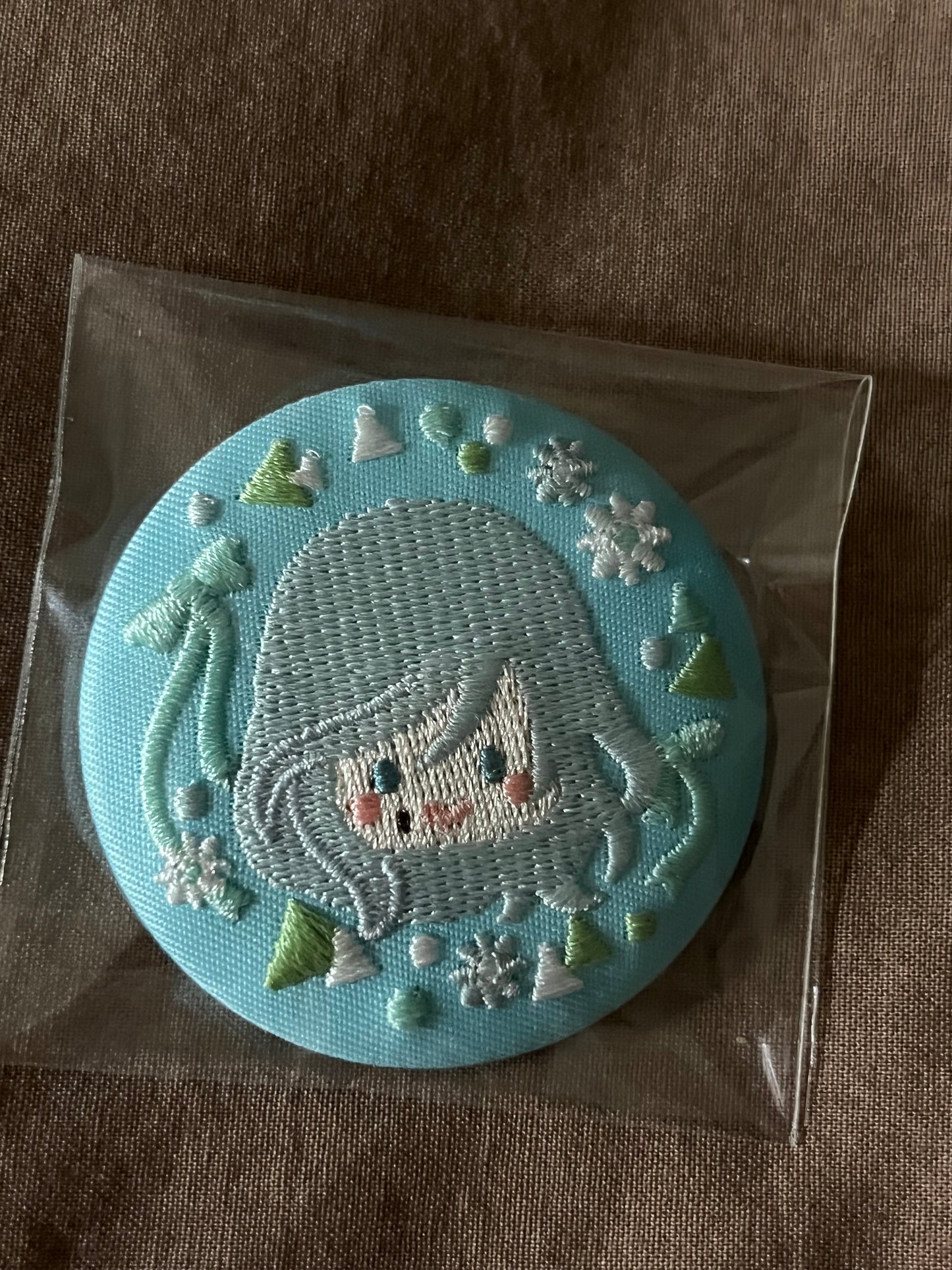 Project Sekai - Shizuku Hinomori "4th Anniversary Embroidery" Circle Badge