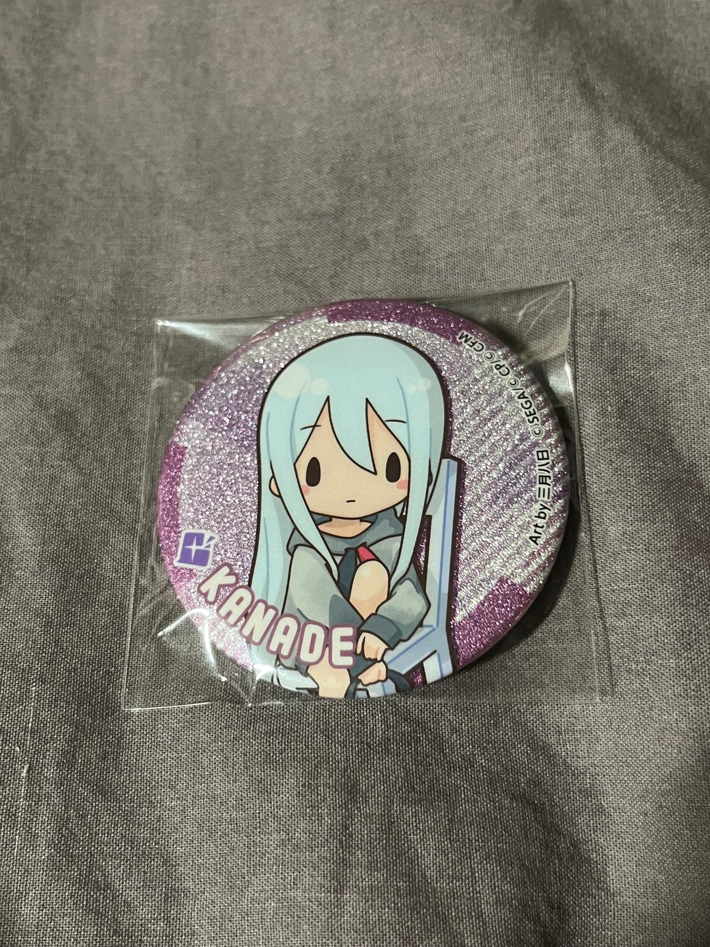 Project Sekai - Kanade Yoisaki Chibi Circle Glitter Badge