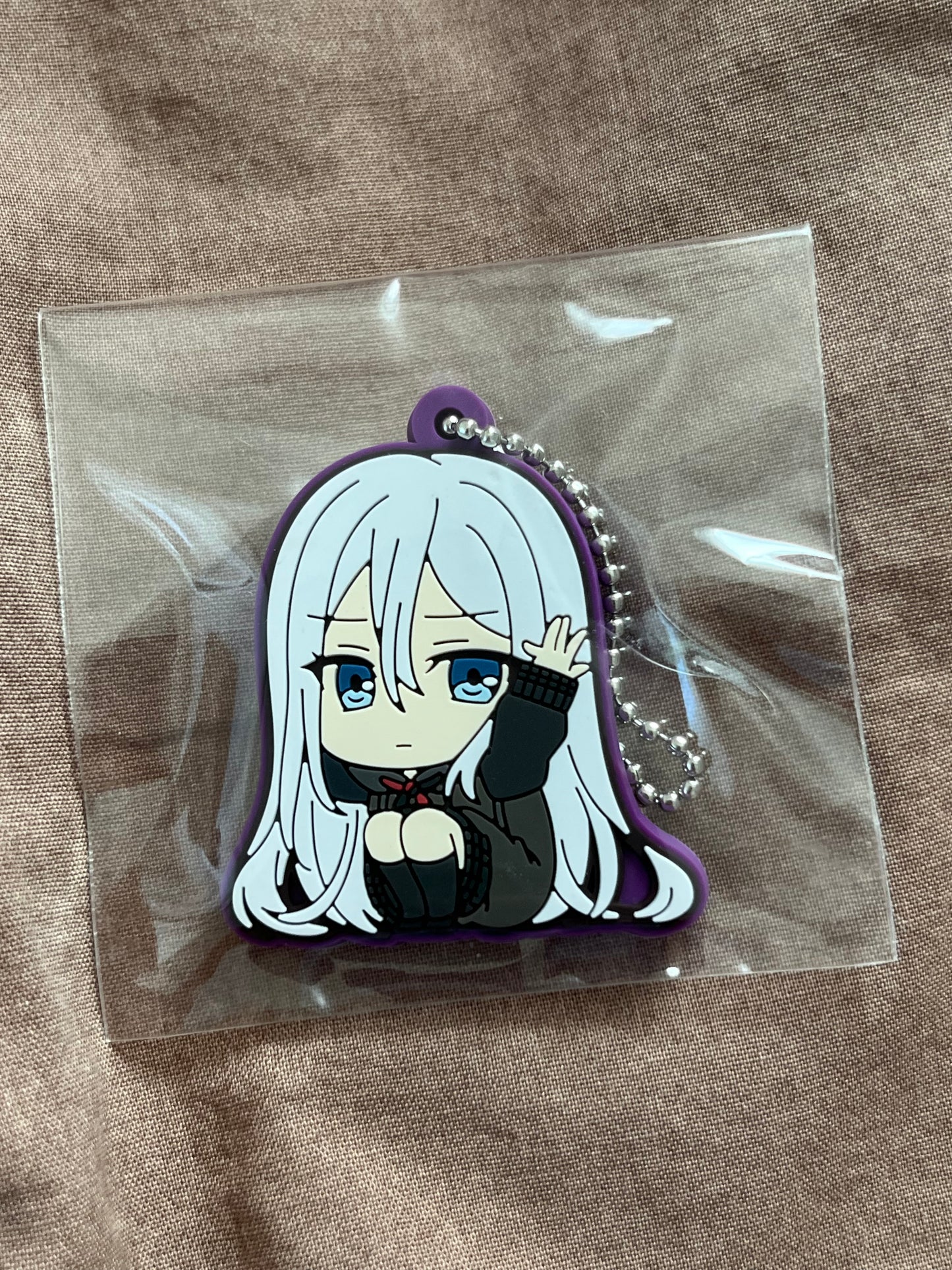 Project Sekai - Kanade Yoisaki “ViVimus Crouch” Rubber Keychain