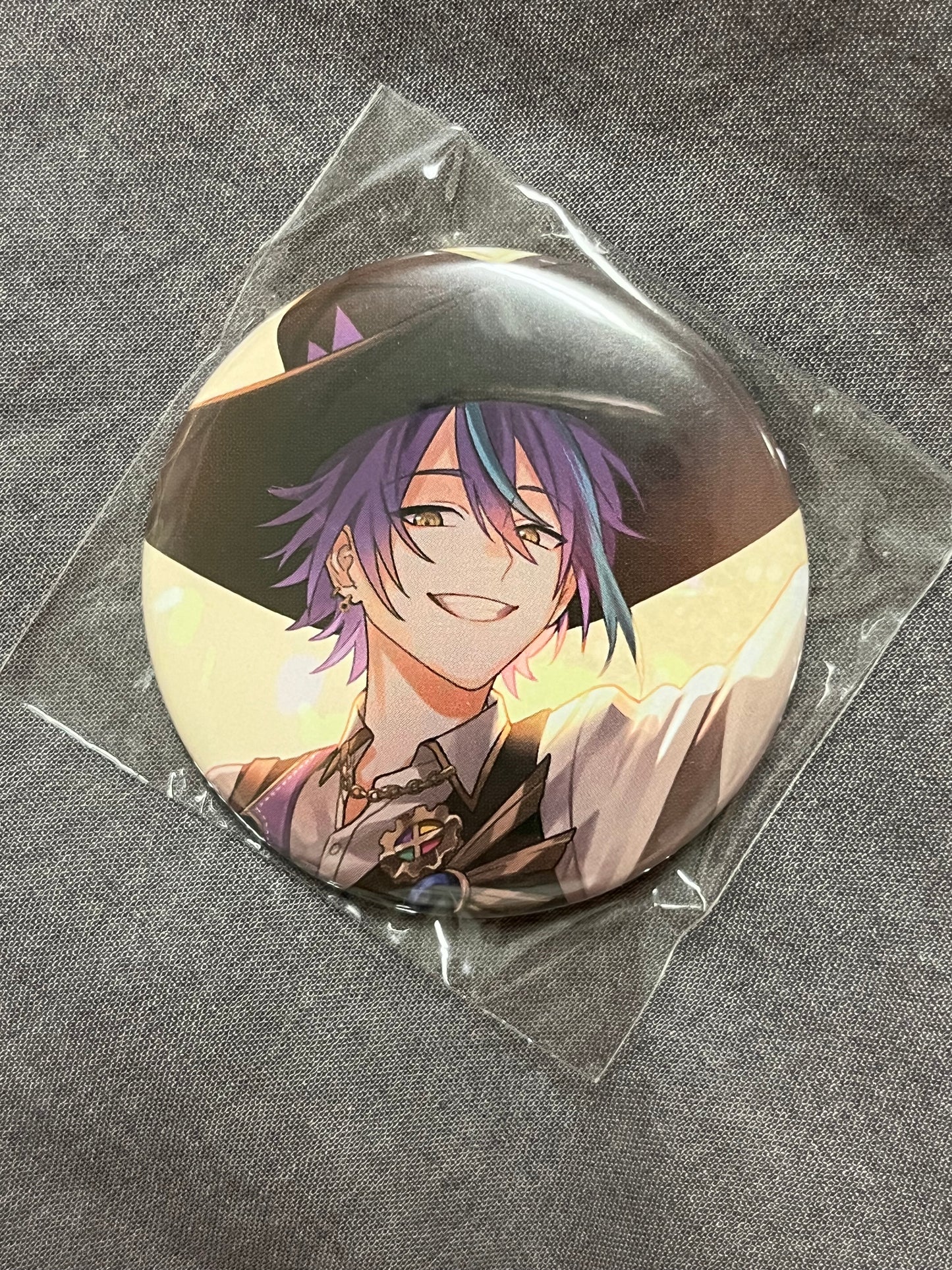 Project Sekai - Rui Kamishiro “Showtime Ruler/Nikkori^^ Chousatai no Theme” CD Art Circle Badge