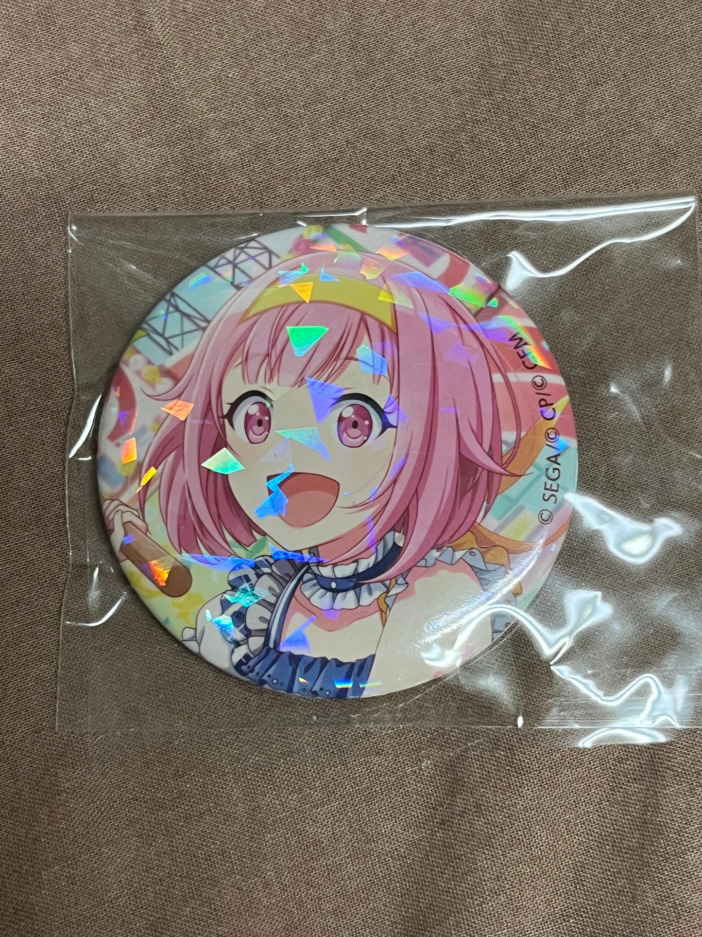 Project Sekai - Emu Otori “Run! Sports Festival! ~The Executive Committee is Very Busy~” Circle Holographic Badge [TRAINED]
