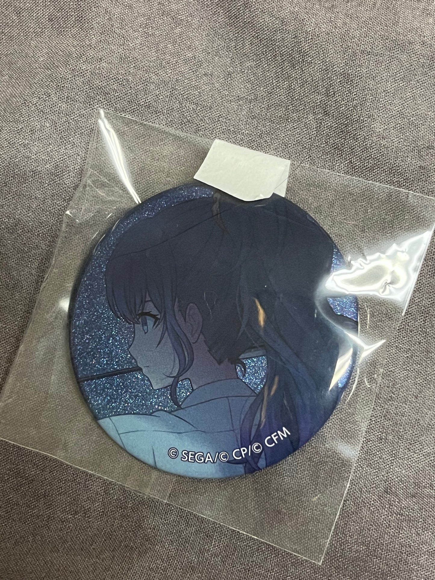 Project Sekai - Mafuyu Asahina “Draw Your Bow in This White World” Circle Glitter Badge [UNTRAINED]