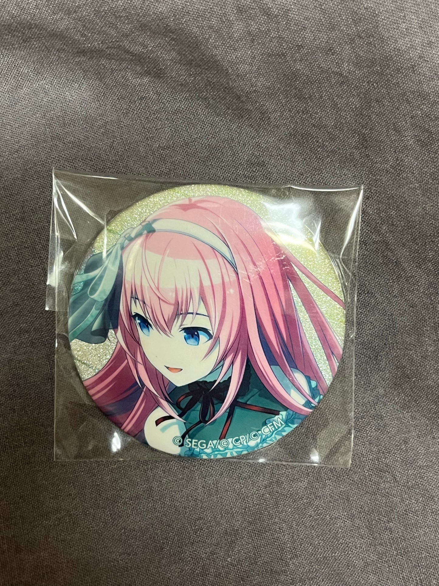 Project Sekai - Megurine Luka "Let's Enjoy Together! SpoJoy Park" Glitter Badge [UNTRAINED]