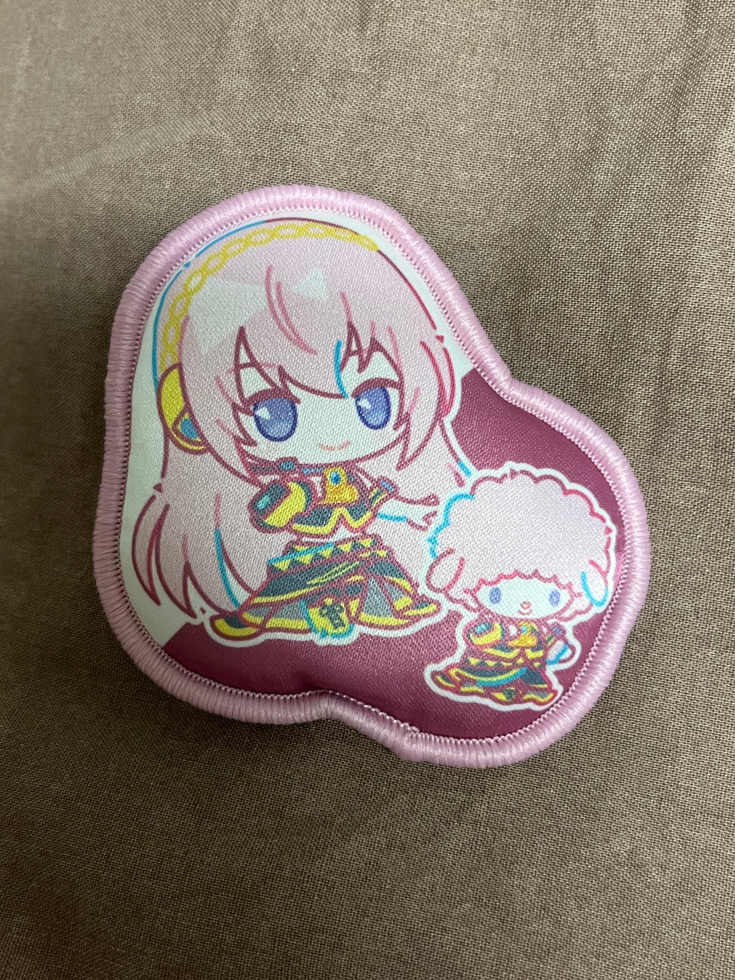 Project Sekai - Megurine Luka "Sanrio" Cushion Pin
