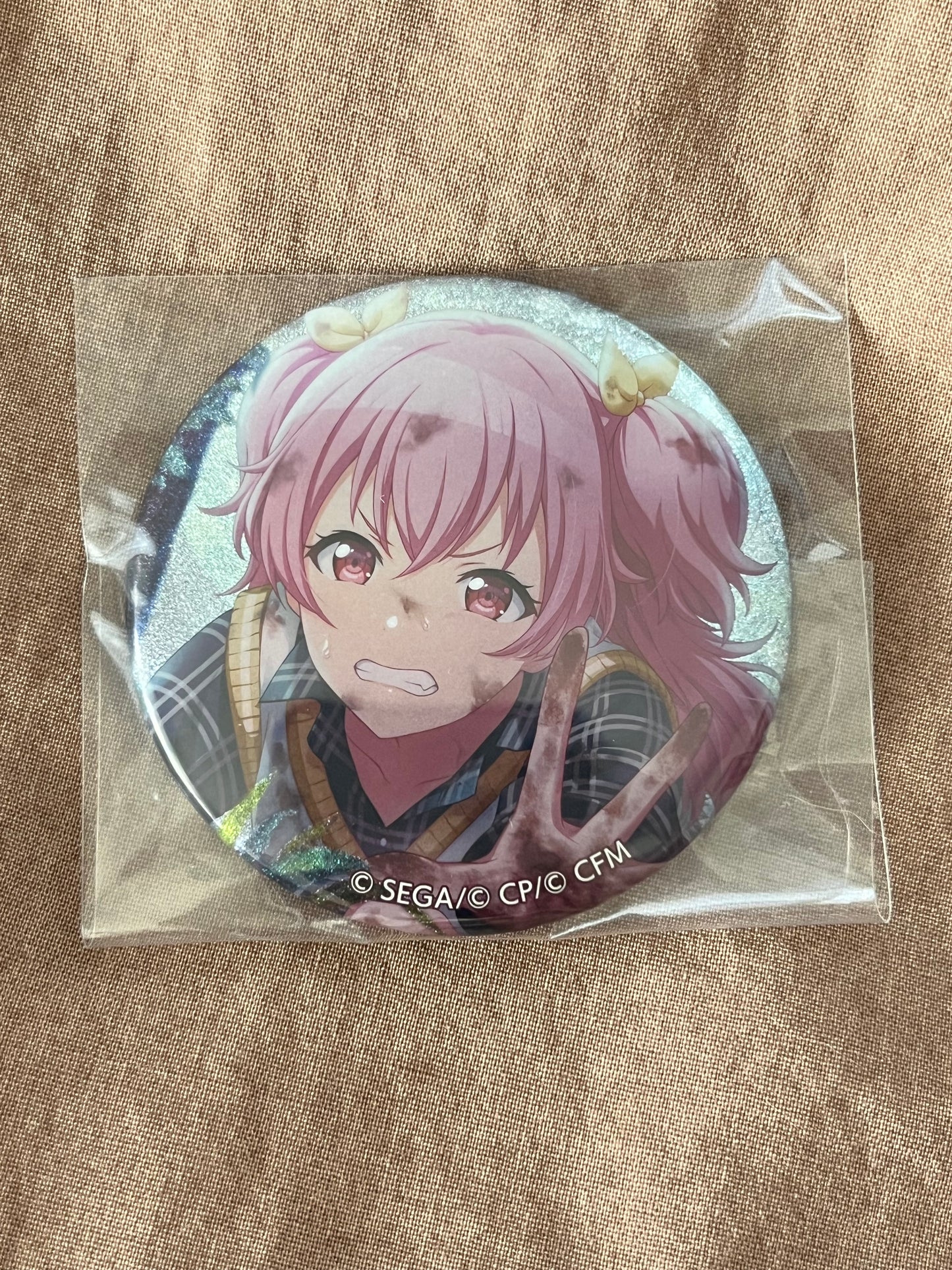 Project Sekai - Airi Momoi “Tell Me Your Problems! Exciting Picnic” Circle Glitter Badge [UNTRAINED]