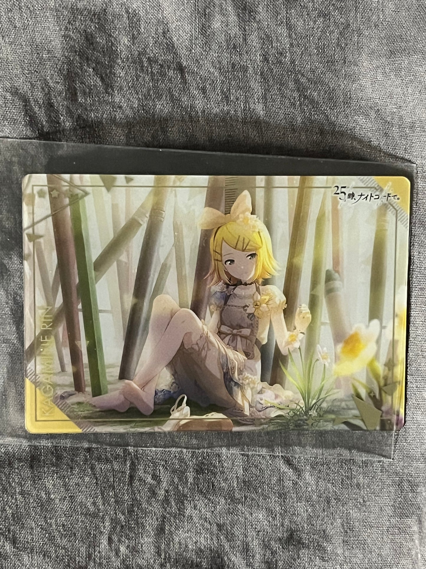 Project Sekai - Kagamine Rin “Unsatisfied Pale Color” Wafer Card