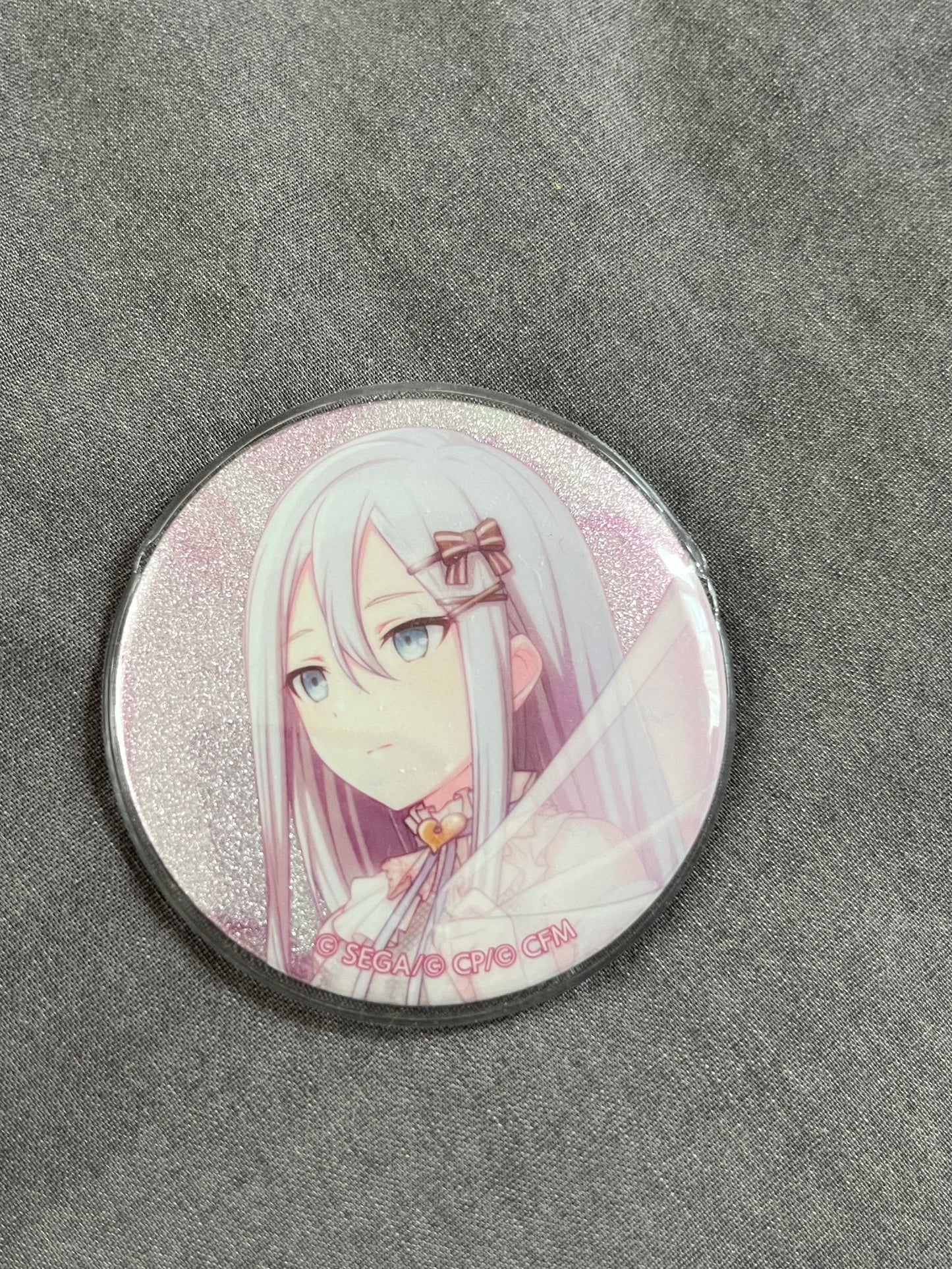 Project Sekai - Kanade Yoisaki “Secret Distance” Circle Glitter Badge [TRAINED]