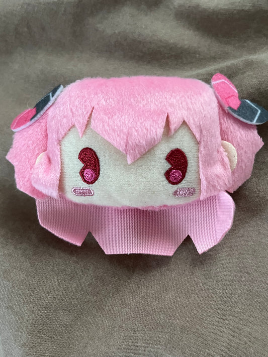 Project Sekai - Airi Momoi Head Badge Plush