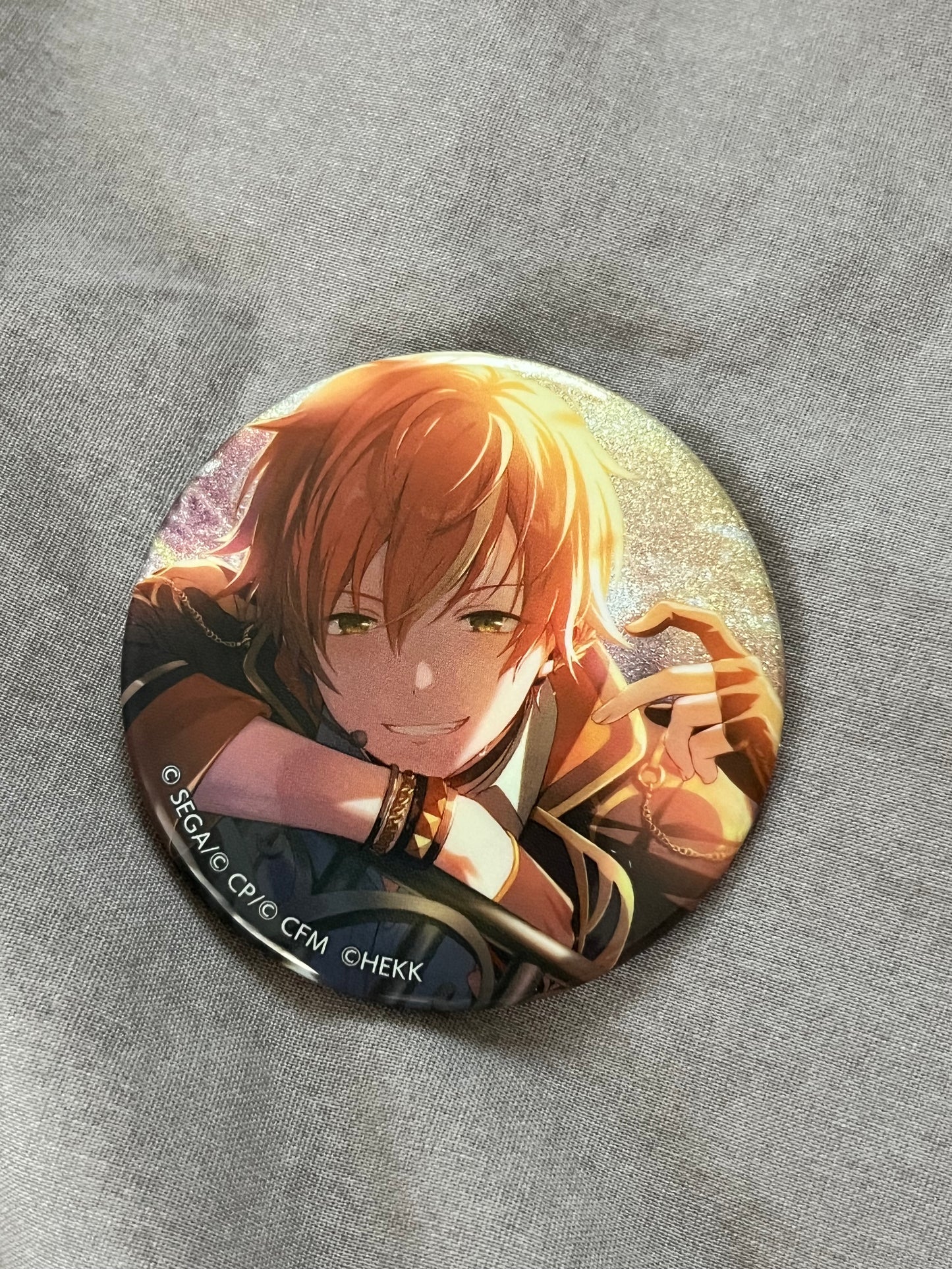 Project Sekai - Akito Shinonome "Crossing SEKAI With ENSEMBLE STARS" Glitter Badge [TRAINED]