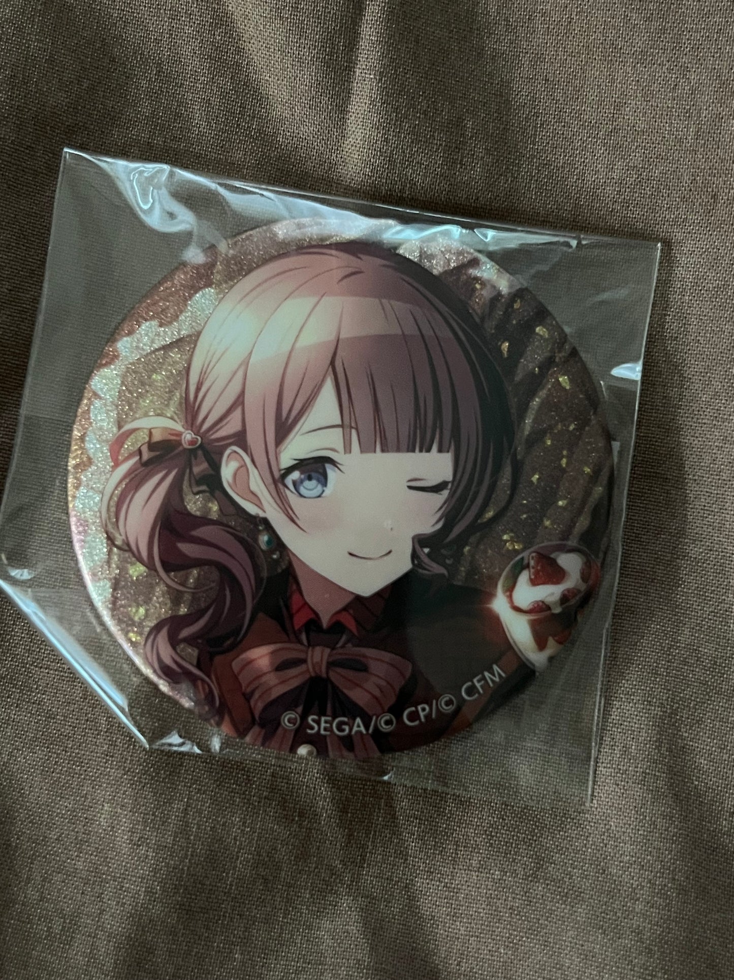 Project Sekai - Honami Mochizuki “Memories Carried by the Scent of Candles” Circle Glitter Badge [TRAINED]