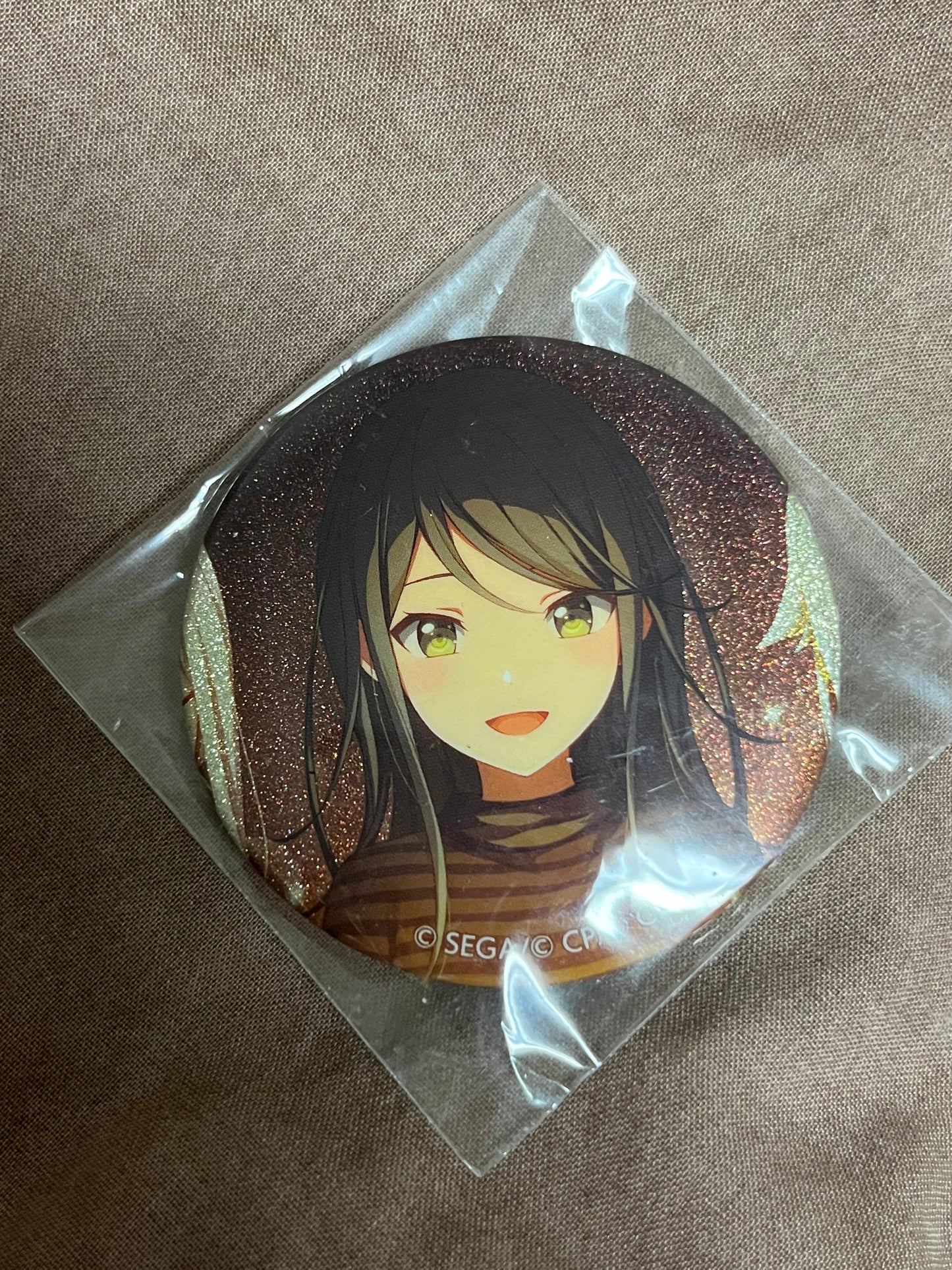 Project Sekai - Ichika Hoshino “Memories Carried by the Scent of Candles” Circle Glitter Badge [UNTRAINED]