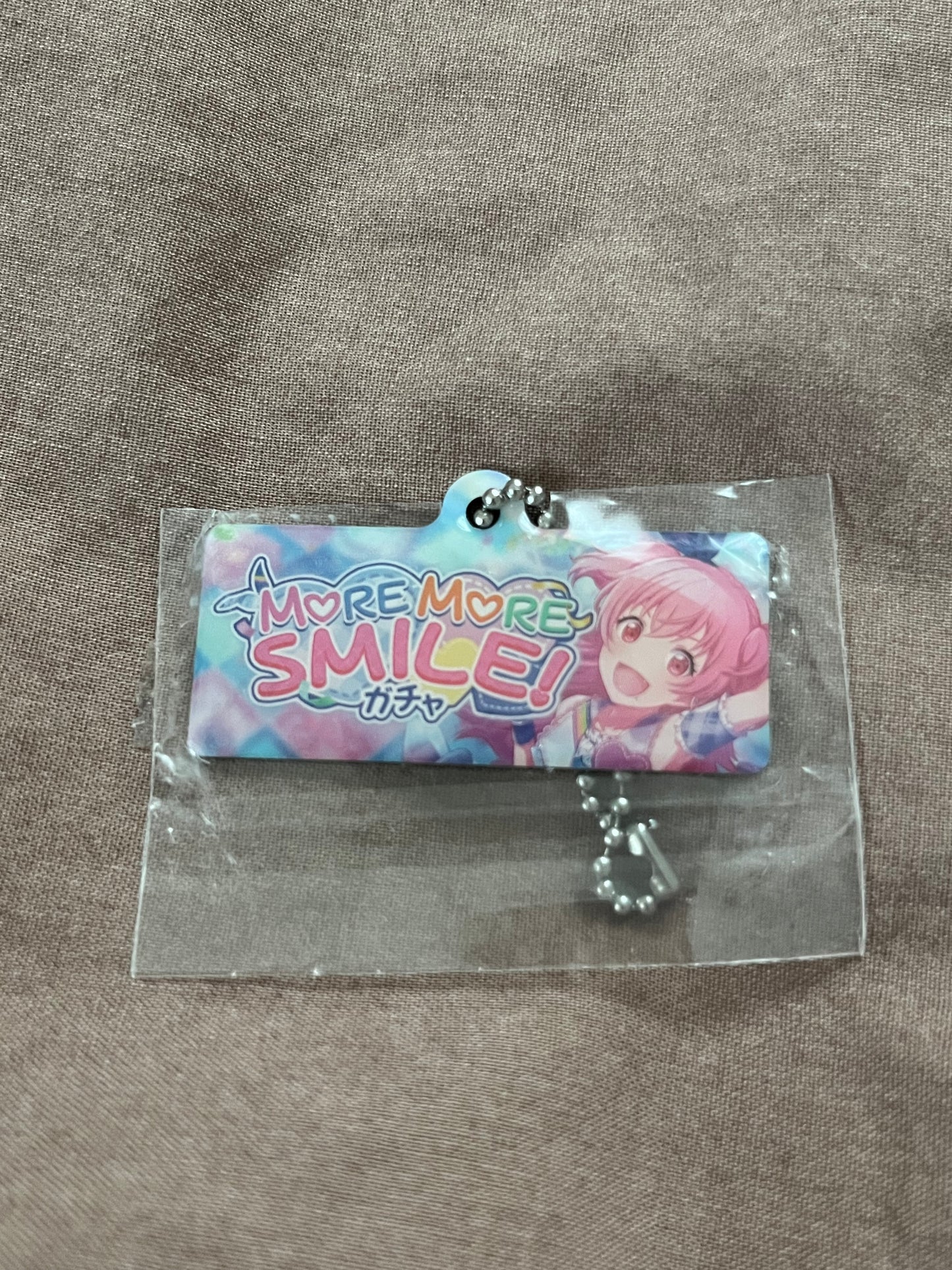 Project Sekai - Airi Momoi "Let's RE:START From Here!" Metal Event Keychain [TRAINED]