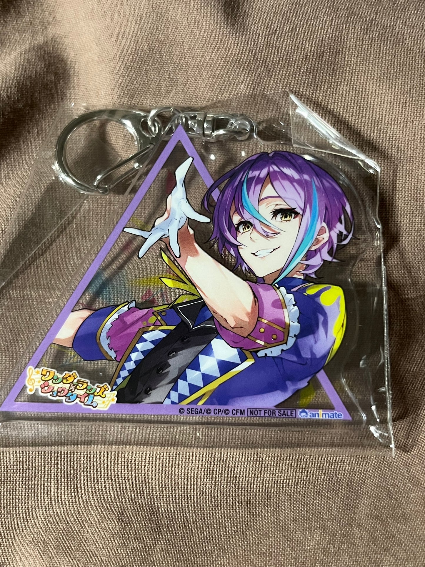 Project Sekai - Rui Kamishiro "Wonderlands x Showtime SEKAI ALBUM Vol 01" Triangle Keychain