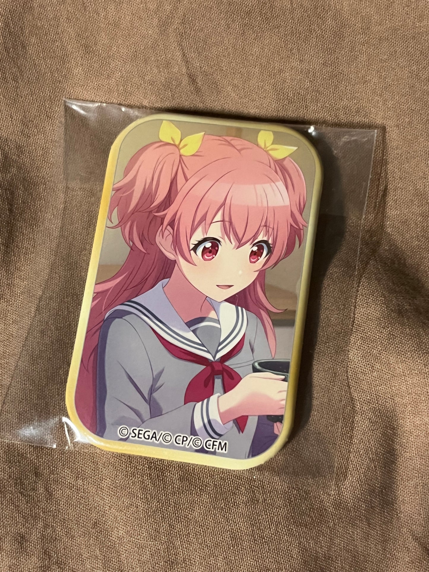 Project Sekai - Airi Momoi “Draw Your Bow in This White World” Square Badge [UNTRAINED]