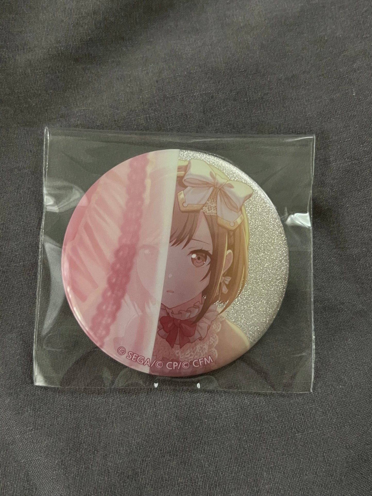Project Sekai - Ena Shinonome "Secret Distance" Circle Glitter Badge [TRAINED]