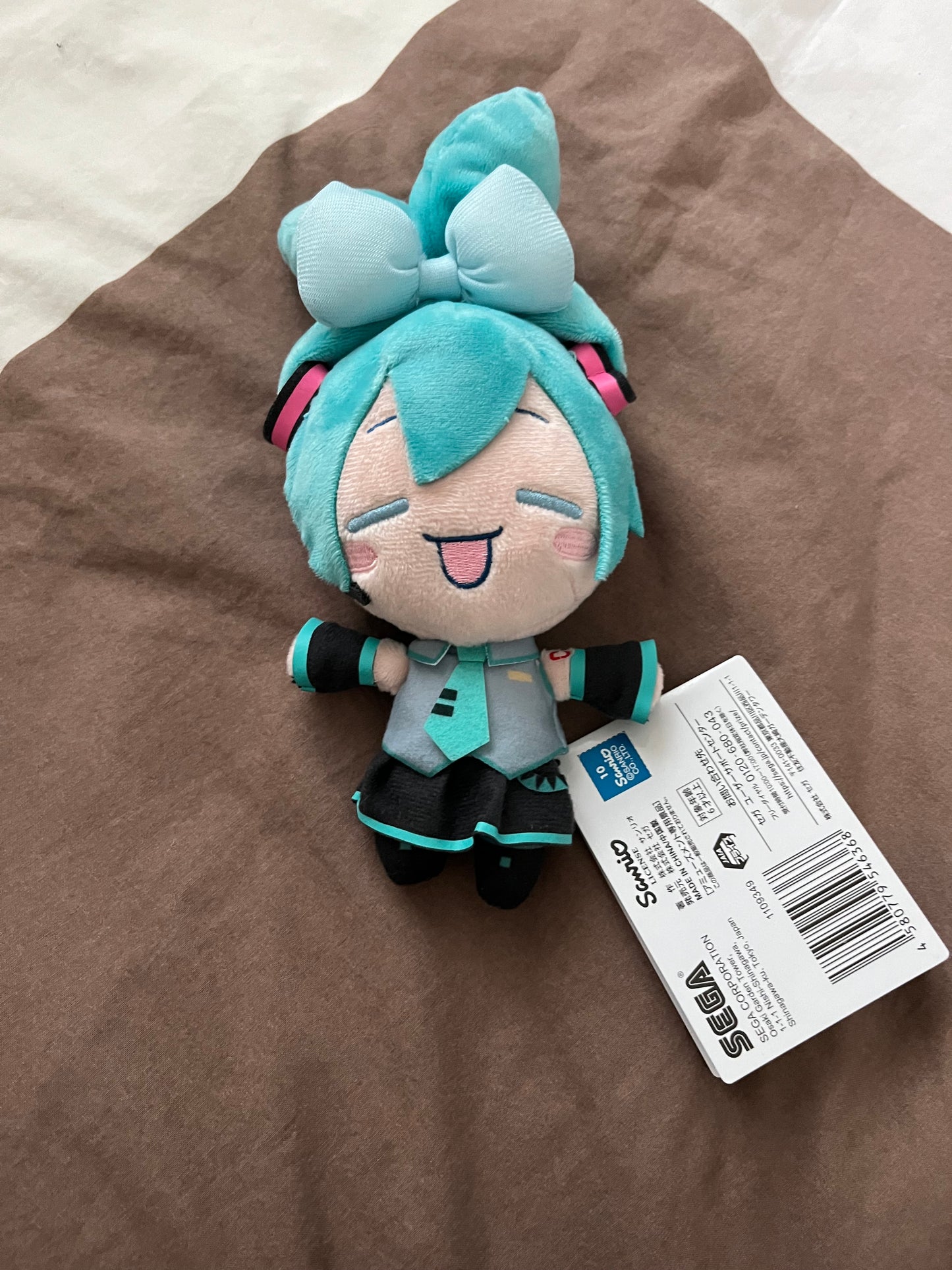 Hatsune Miku x Cinnamoroll Collab Plush