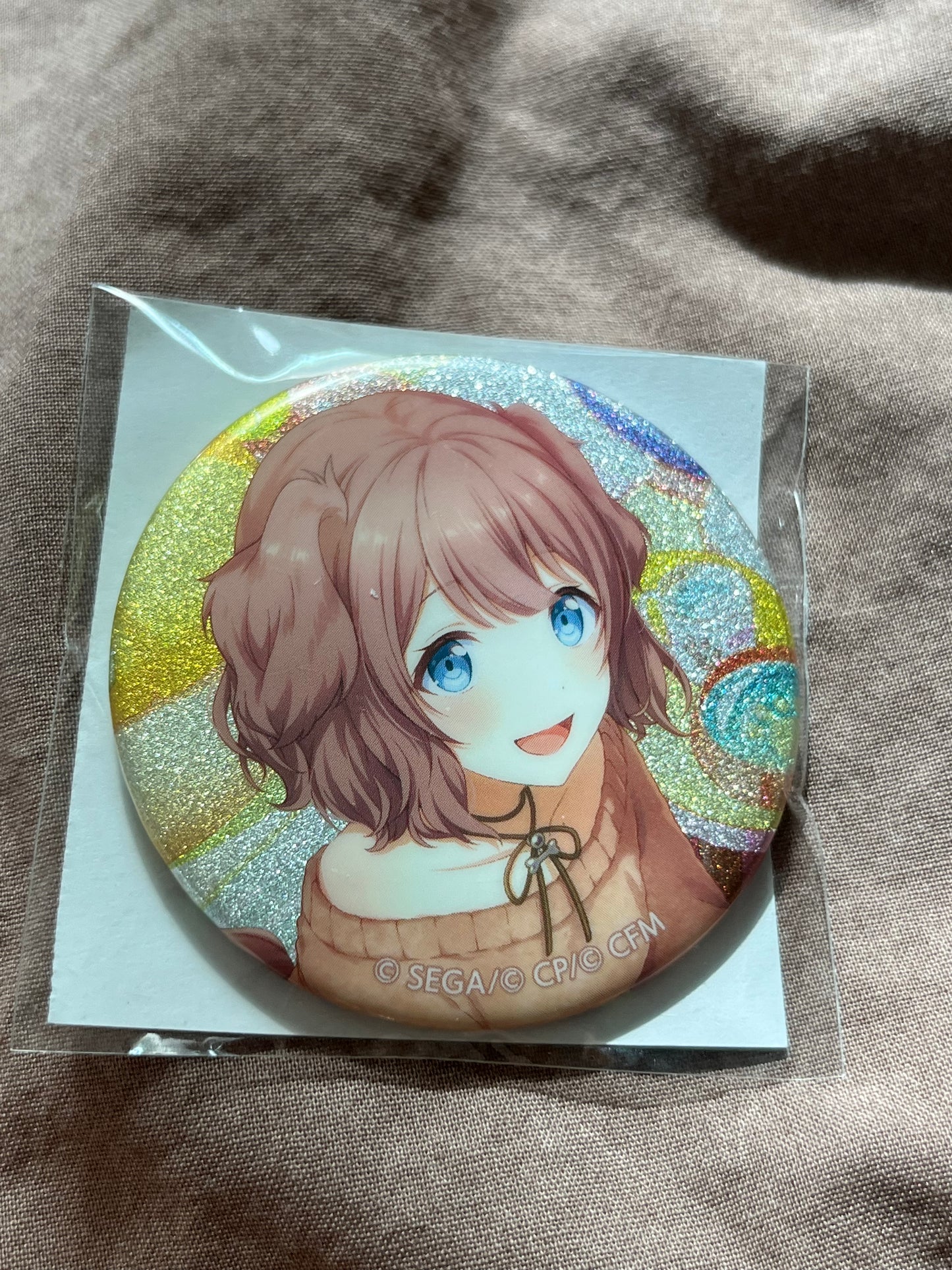 Project Sekai - Honami Mochizuki "Fluffy Break Time" Circle Glitter Badge [TRAINED]